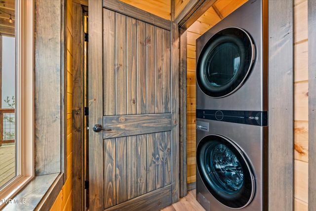 756 Ski View Lane, Sevierville, TN 37876