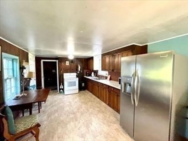 34 Wapping Rd 1, Kingston, MA 02364