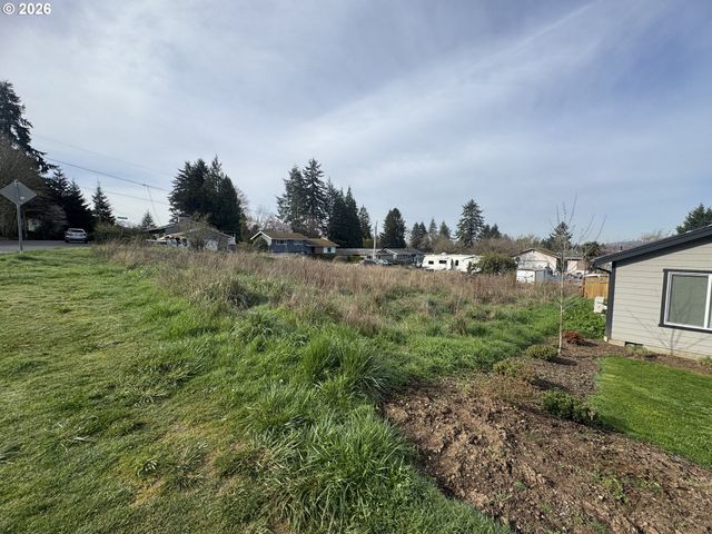 Se NWC SCHILLER SE 140 Ave, Portland, OR 97236