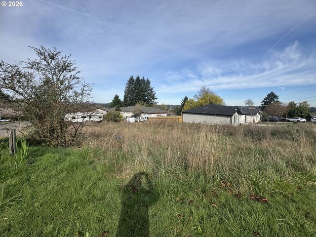 Se NWC SCHILLER SE 140 Ave, Portland, OR 97236