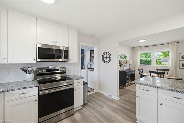 432 Nc Highway 150, Greensboro, NC 27455