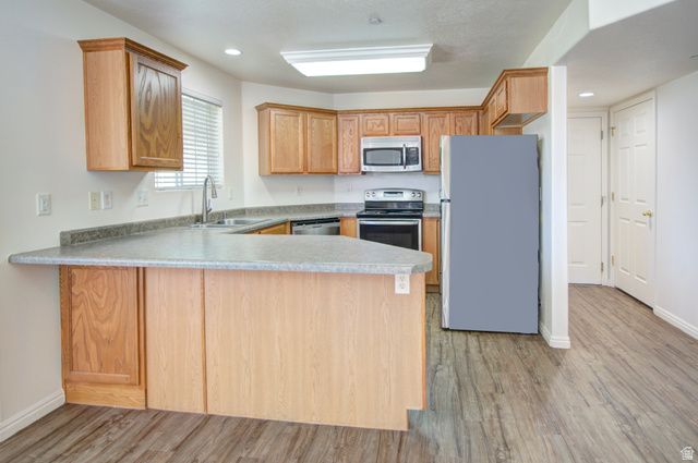 2101 N AURORA WAY, Saratoga Springs, UT 84045