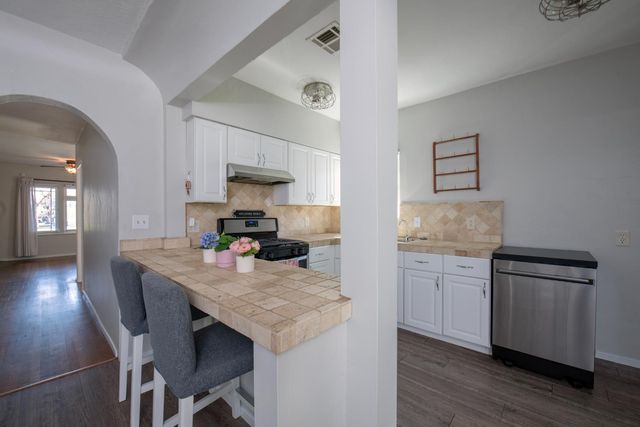 1019 N San Pablo Avenue, Fresno, CA 93728