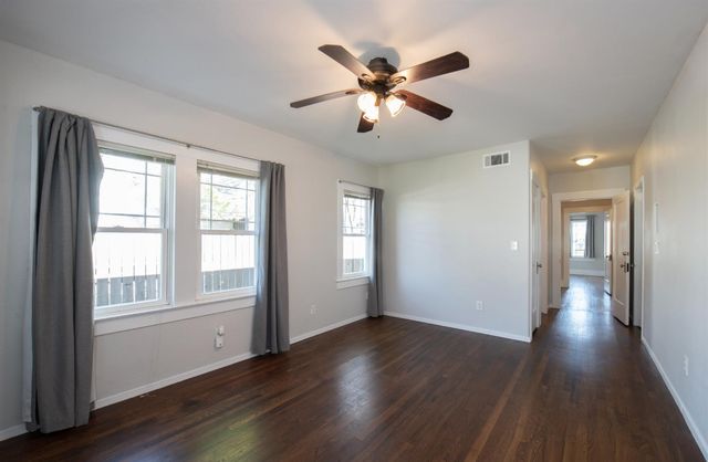 1019 N San Pablo Avenue, Fresno, CA 93728