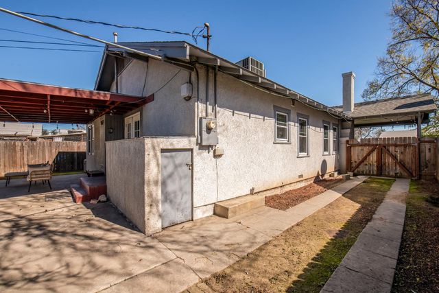 1019 N San Pablo Avenue, Fresno, CA 93728