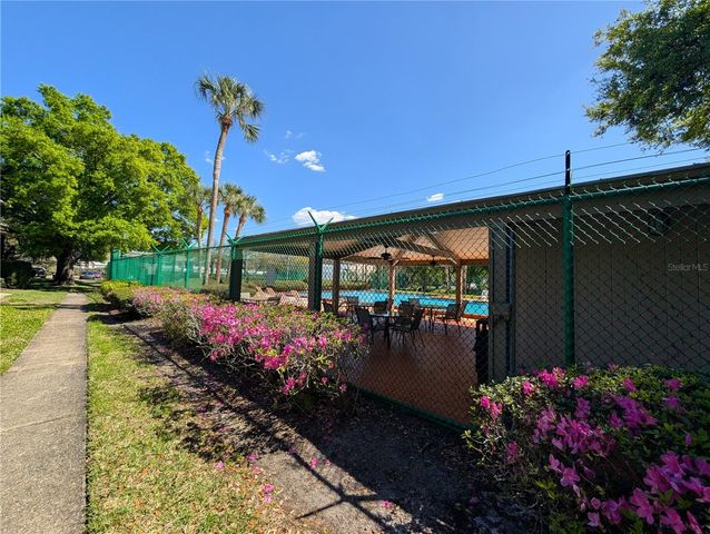 14211 SHADOW MOSS LANE 202, Tampa, FL 33613