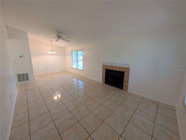 14211 SHADOW MOSS LANE 202, Tampa, FL 33613