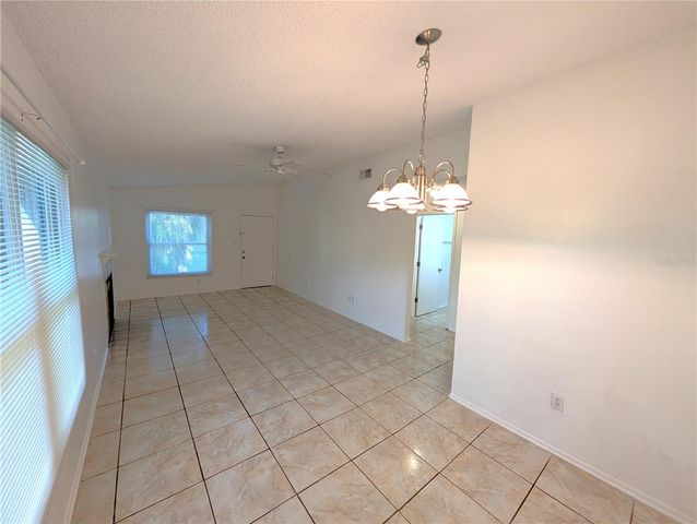 14211 SHADOW MOSS LANE 202, Tampa, FL 33613