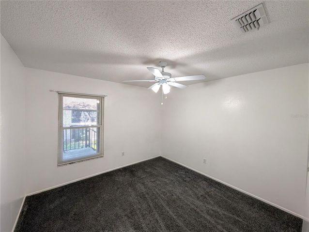 14211 SHADOW MOSS LANE 202, Tampa, FL 33613