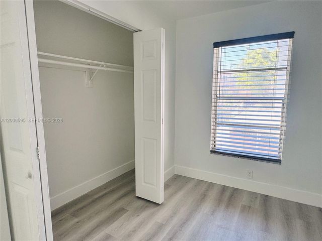 6095 W 18th Ave S219, Hialeah, FL 33012