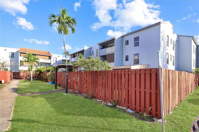 6095 W 18th Ave S219, Hialeah, FL 33012