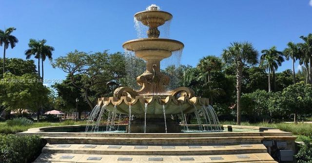 6095 W 18th Ave S219, Hialeah, FL 33012