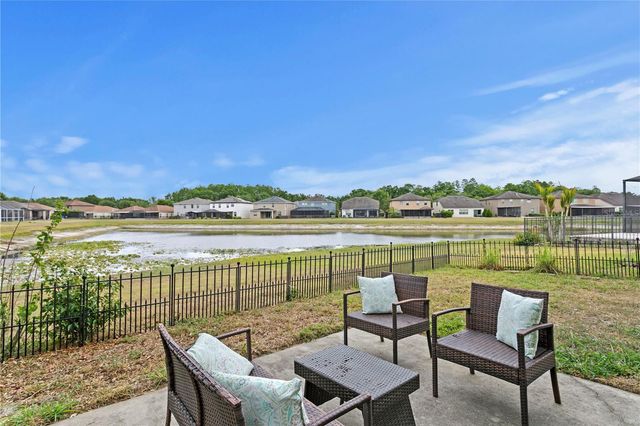 2837 MAPLE BROOK LOOP, Lutz, FL 33558