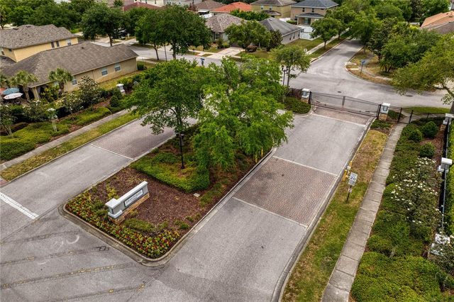 2837 MAPLE BROOK LOOP, Lutz, FL 33558