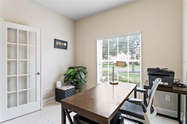 2837 MAPLE BROOK LOOP, Lutz, FL 33558