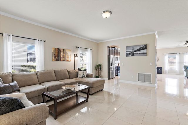 2837 MAPLE BROOK LOOP, Lutz, FL 33558