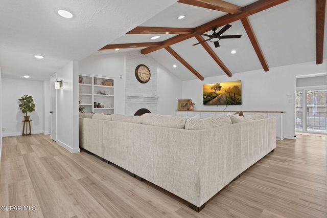 1739 TOMMY AARON Drive, El Paso, TX 79936