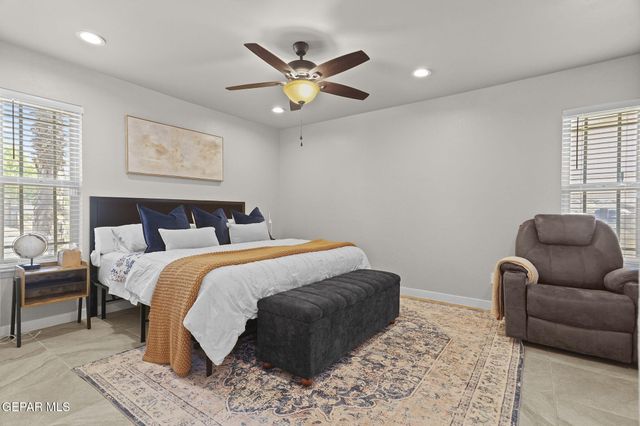 1739 TOMMY AARON Drive, El Paso, TX 79936