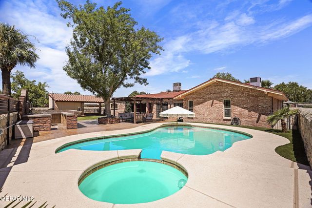 1739 TOMMY AARON Drive, El Paso, TX 79936