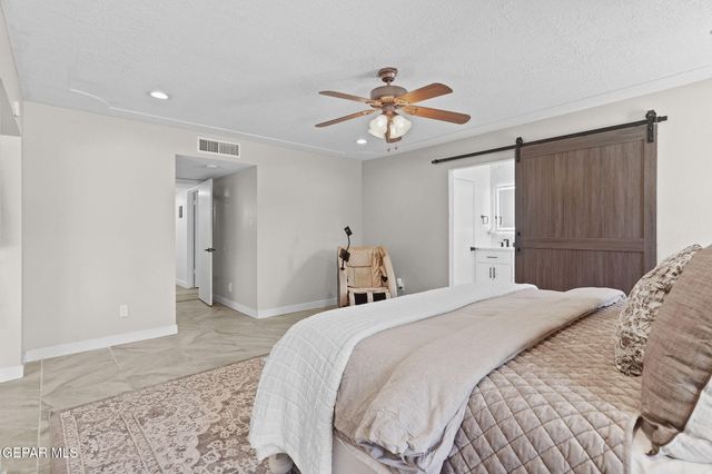 1739 TOMMY AARON Drive, El Paso, TX 79936
