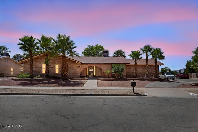 1739 TOMMY AARON Drive, El Paso, TX 79936
