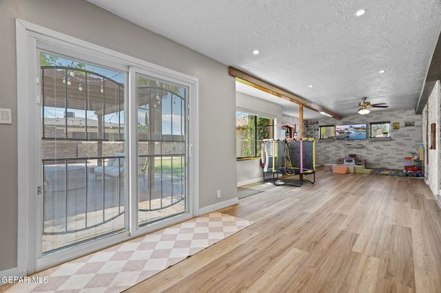 1739 TOMMY AARON Drive, El Paso, TX 79936