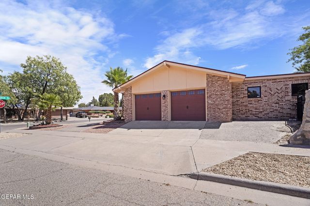 1739 TOMMY AARON Drive, El Paso, TX 79936