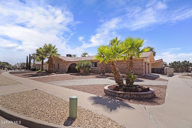 1739 TOMMY AARON Drive, El Paso, TX 79936