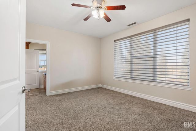 22431 Rd 180, Lindsay, CA 93247