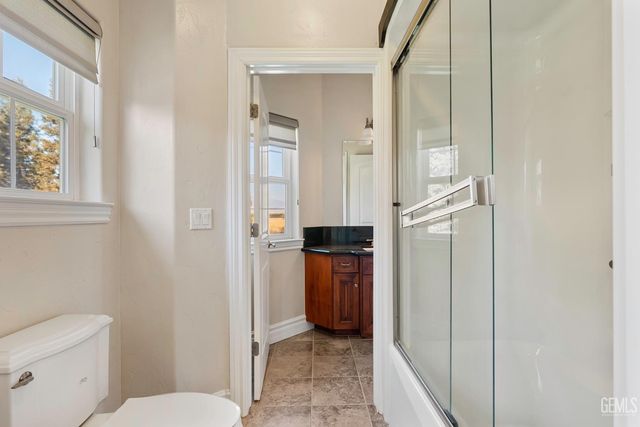 22431 Rd 180, Lindsay, CA 93247