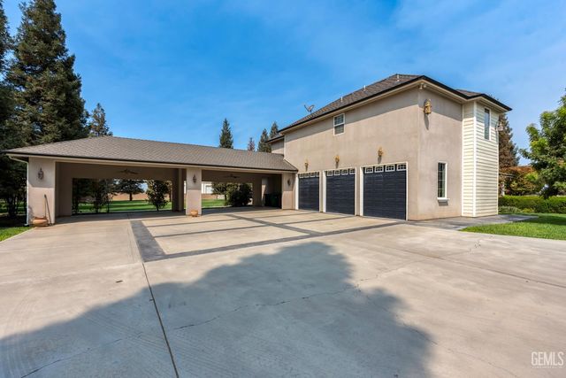 22431 Rd 180, Lindsay, CA 93247