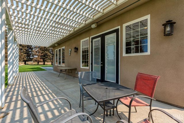 22431 Rd 180, Lindsay, CA 93247