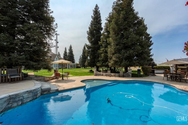 22431 Rd 180, Lindsay, CA 93247