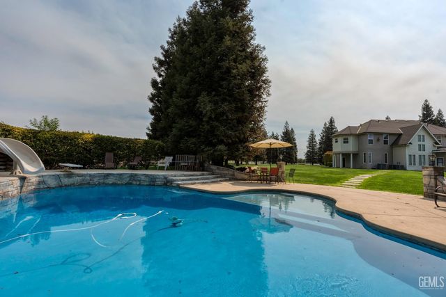 22431 Rd 180, Lindsay, CA 93247