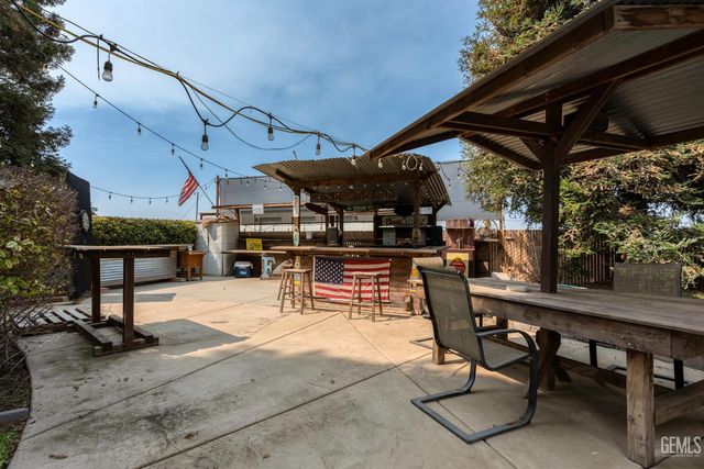 22431 Rd 180, Lindsay, CA 93247