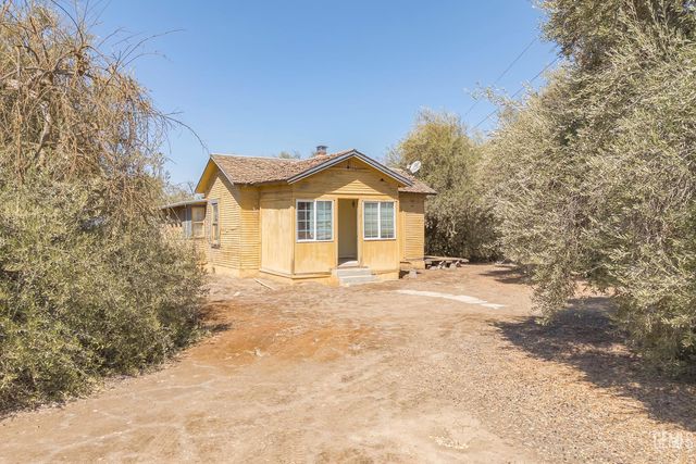 22431 Rd 180, Lindsay, CA 93247