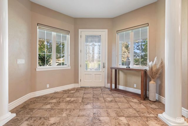 22431 Rd 180, Lindsay, CA 93247