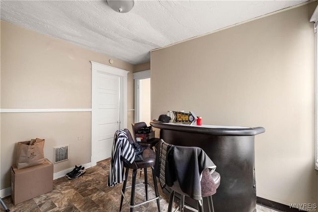 2411 Ferry Avenue, Niagara Falls, NY 14301