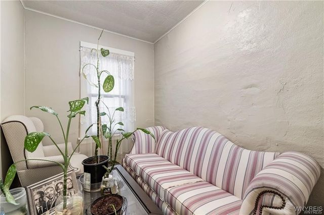 2411 Ferry Avenue, Niagara Falls, NY 14301