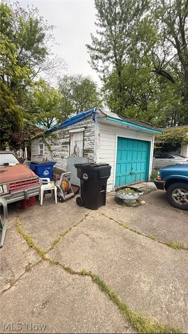 12209 Iowa Avenue, Cleveland, OH 44108