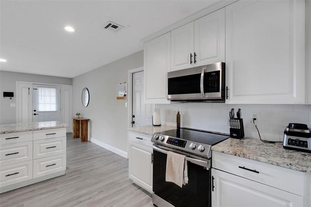 3857 WOODROW RIDGE STREET, Sarasota, FL 34233