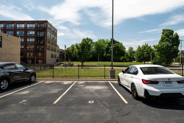 1924 N Hubbard STREET #317, Milwaukee, WI 53212