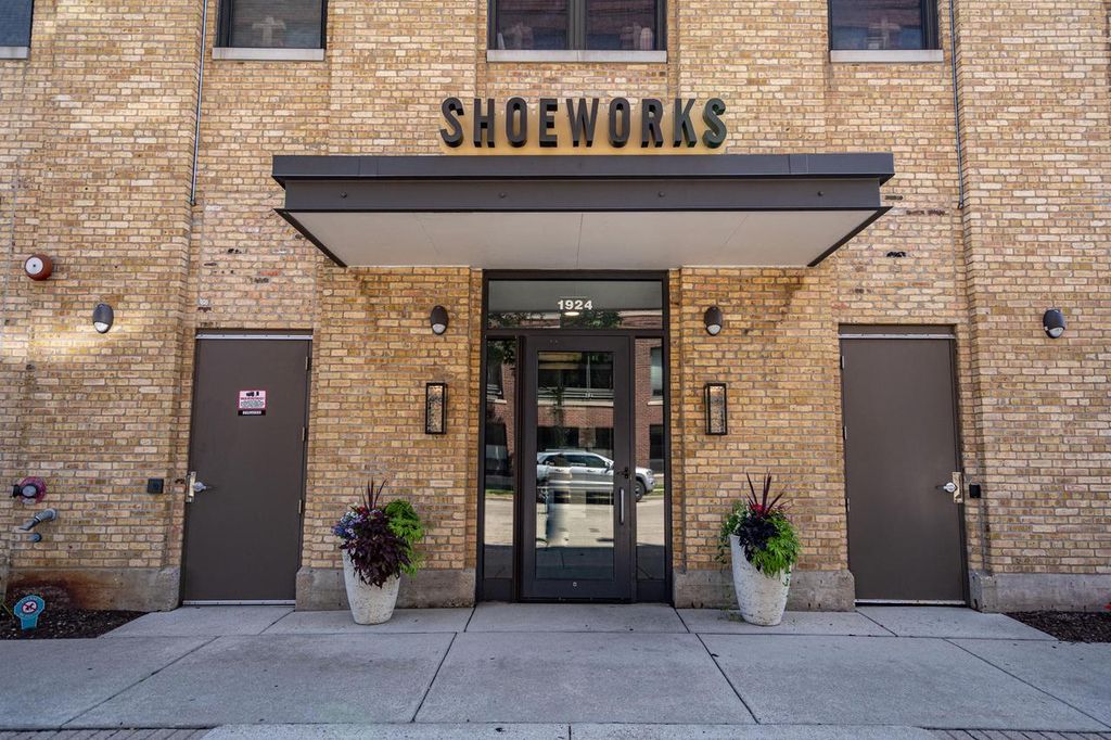 1924 N Hubbard STREET #317, Milwaukee, WI 53212