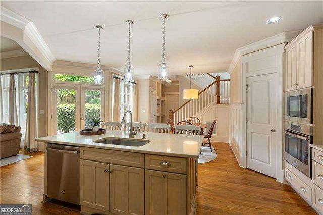1110 Parkview Place SE, Smyrna, GA 30080
