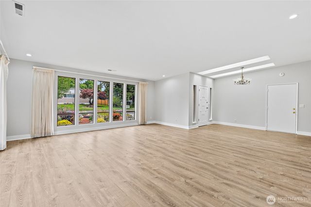 4404 230th Place SW, Mountlake Terrace, WA 98043