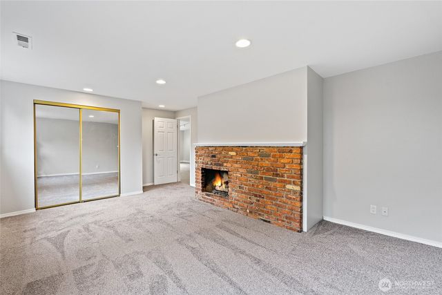 4404 230th Place SW, Mountlake Terrace, WA 98043