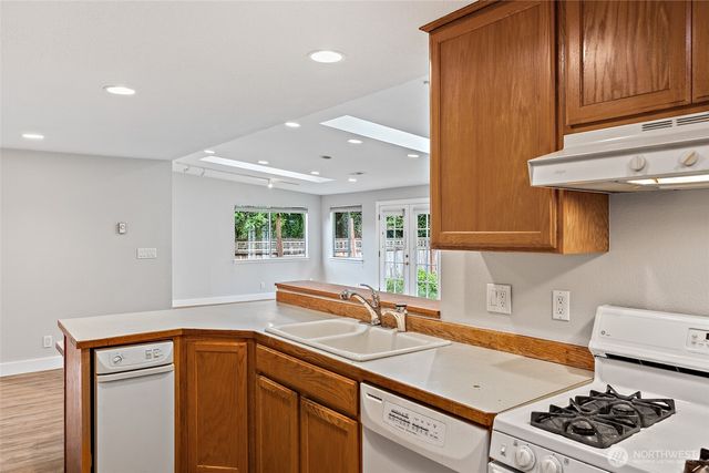 4404 230th Place SW, Mountlake Terrace, WA 98043