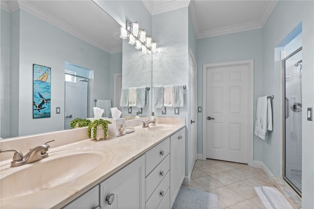 5850 Magnolia Lane 16, Vero Beach, FL 32967