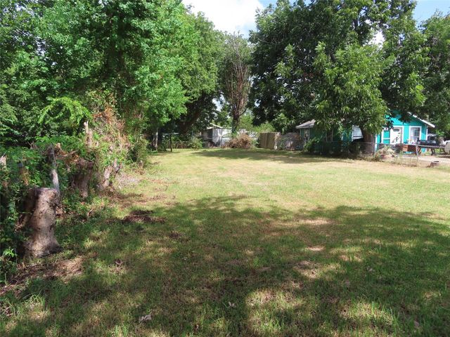 2107 Maryland Street, Baytown, TX 77520