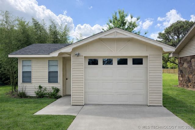 20 Brookwood Drive, Eufaula, OK 74432